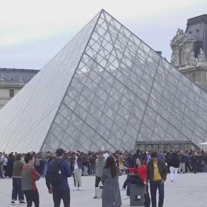 Louvre Museum